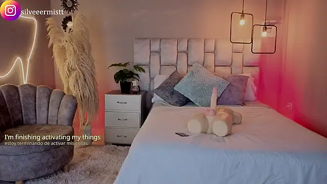 pamela reyes  online show from 04-22-26, 03:02