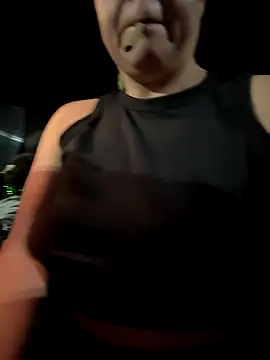 Blueskiiis3 online show from 10-18-25, 07:09