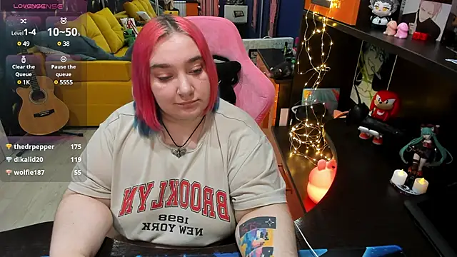 Snapshot of Softie_Sofy chatting on 01-23-25, 05:45 Softie Sofy online show from 01-23-25, 05:45