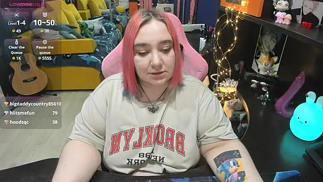 Snapshot of Softie_Sofy chatting on 02-27-25, 09:54 Softie Sofy online show from 02-27-25, 09:54