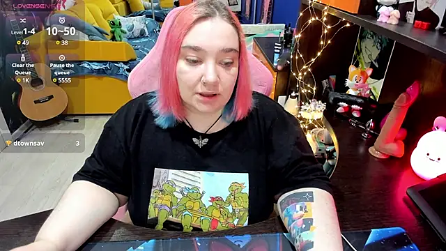 Snapshot of Softie_Sofy chatting on 03-03-25, 03:30 Softie Sofy online show from 03-03-25, 03:30