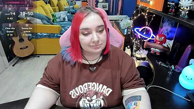 Snapshot of Softie_Sofy chatting on 03-11-25, 10:51 Softie Sofy online show from 03-11-25, 10:51