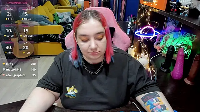 Snapshot of Softie_Sofy chatting on 03-21-25, 09:45 Softie Sofy online show from 03-21-25, 09:45