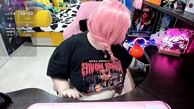 Snapshot of Softie_Sofy chatting on 11-03-25, 03:19 Softie Sofy online show from 11-03-25, 03:19