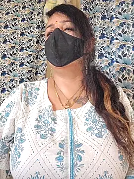 cute-tanvi online show from 09-25-25, 01:53