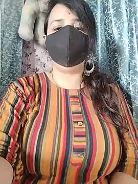 Snapshot of cute-tanvi chatting on 06-05-26, 06:52 cute-tanvi online show from 06-05-26, 06:52