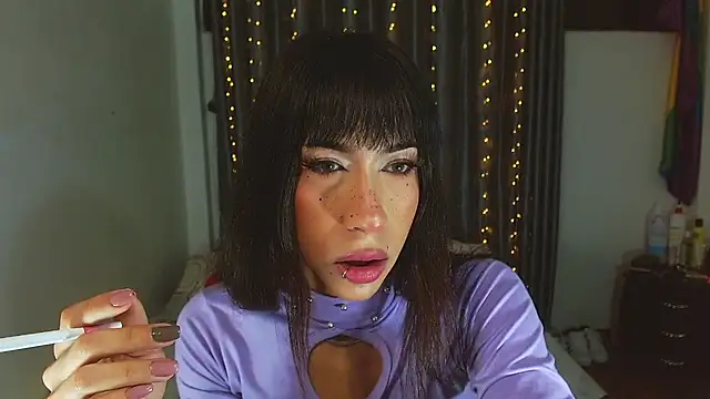 Kenisha Sweet online show from 03-18-26, 12:03