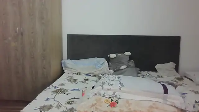 Naughtyredd online show from 06-12-26, 10:14