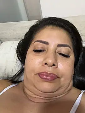 Snapshot of natural_bigboobs chatting on 02-10-25, 04:30 natural bigboobs online show from 02-10-25, 04:30