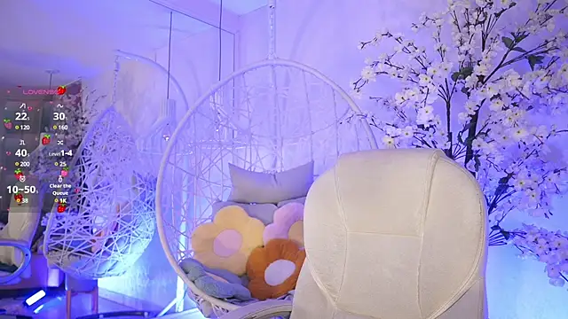 Snapshot of DalahiaRush chatting on 02-10-25, 11:57 DalahiaRush online show from 02-10-25, 11:57