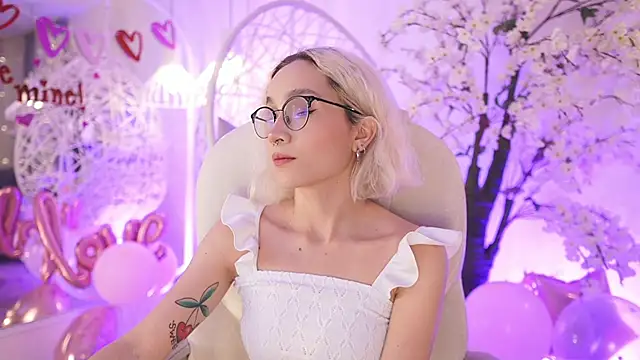 DalahiaRush online show from 02-14-25, 11:31