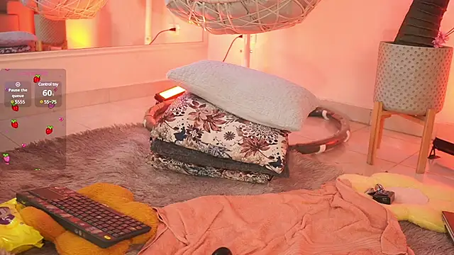 Snapshot of DalahiaRush chatting on 02-17-25, 05:43 DalahiaRush online show from 02-17-25, 05:43