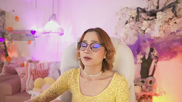 Snapshot of DalahiaRush chatting on 10-25-25, 06:57 DalahiaRush online show from 10-25-25, 06:57