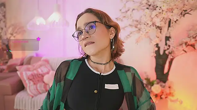 Snapshot of DalahiaRush chatting on 11-07-25, 07:03 DalahiaRush online show from 11-07-25, 07:03