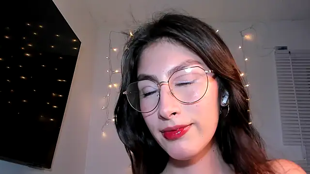 valeria gonzales  online show from 01-08-25, 03:29