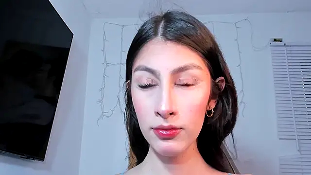 valeria gonzales  online show from 01-19-25, 10:28