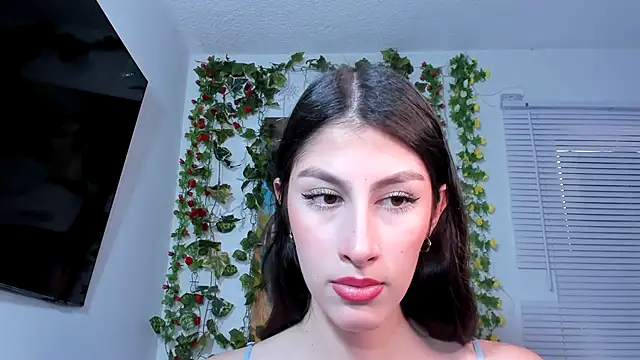 valeria gonzales  online show from 02-18-25, 07:52