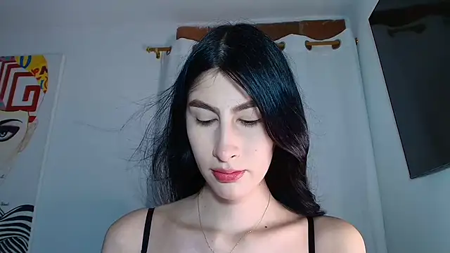 valeria gonzales  online show from 07-18-26, 11:30