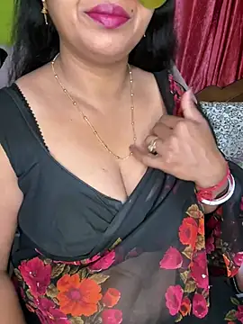 Snapshot of Anushka_21 chatting on 04-22-26, 11:50 Anushka 21 online show from 04-22-26, 11:50