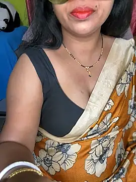 Snapshot of Anushka_21 chatting on 05-21-26, 03:13 Anushka 21 online show from 05-21-26, 03:13
