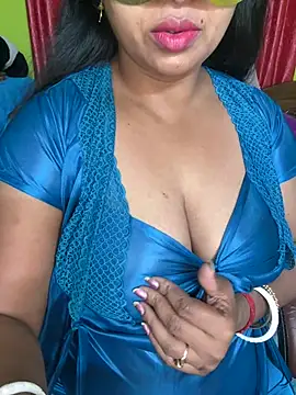 Snapshot of Anushka_21 chatting on 05-31-26, 01:36 Anushka 21 online show from 05-31-26, 01:36