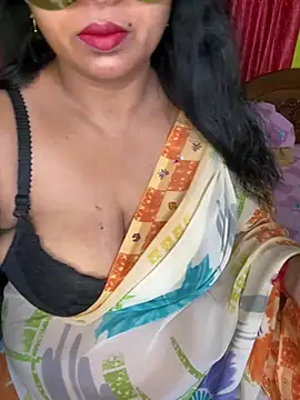 Snapshot of Anushka_21 chatting on 06-17-26, 01:52 Anushka 21 online show from 06-17-26, 01:52