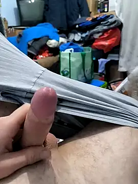 Snapshot of Norbi0803 chatting on 01-11-26, 10:04 Norbi0803 online show from 01-11-26, 10:04