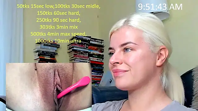 queenofthenighttt online show from 11-30-25, 08:51