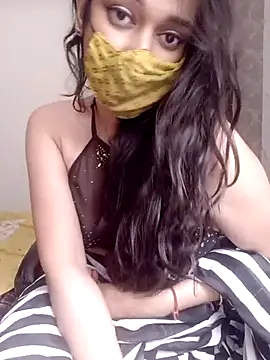 Snapshot of Lavanya_Shah chatting on 03-07-25, 05:49 Lavanya Shah online show from 03-07-25, 05:49