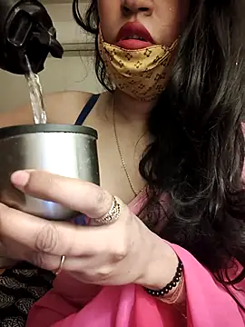 Snapshot of Lavanya_Shah chatting on 02-11-26, 03:06 Lavanya Shah online show from 02-11-26, 03:06