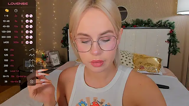 Snapshot of bellatip chatting on 01-19-25, 04:01 bellatip online show from 01-19-25, 04:01