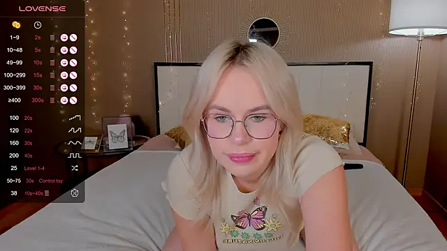 Snapshot of bellatip chatting on 02-20-25, 12:52 bellatip online show from 02-20-25, 12:52