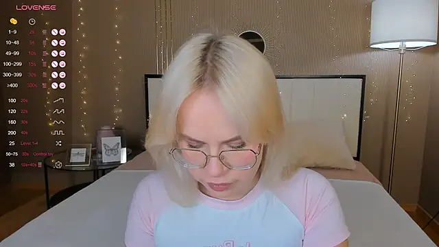 Snapshot of bellatip chatting on 10-02-25, 12:50 bellatip online show from 10-02-25, 12:50