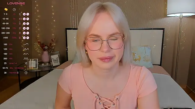 Snapshot of bellatip chatting on 12-01-25, 12:48 bellatip online show from 12-01-25, 12:48