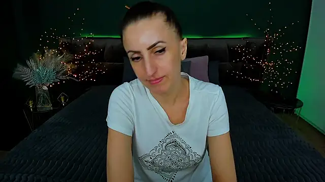 Rebecca Diamond online show from 02-27-25, 03:37