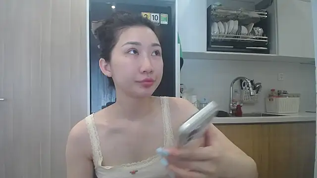 Asiagirll online show from 05-13-26, 02:09