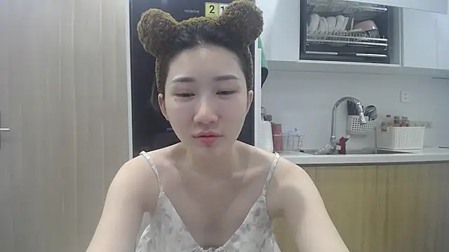 Asiagirll online show from 05-18-26, 04:13