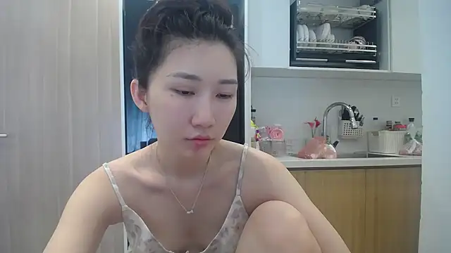 Snapshot of Asiagirll chatting on 07-04-26, 01:12 Asiagirll online show from 07-04-26, 01:12