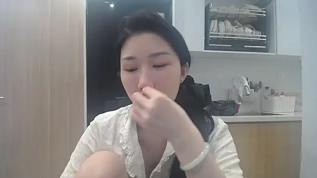 Snapshot of Asiagirll chatting on 07-20-26, 03:47 Asiagirll online show from 07-20-26, 03:47