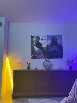 Snapshot of Cute-Alice chatting on 02-05-26, 03:05 Cute-Alice online show from 02-05-26, 03:05