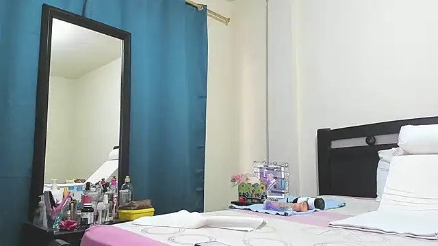 mara2020 69 online show from 09-11-25, 01:44