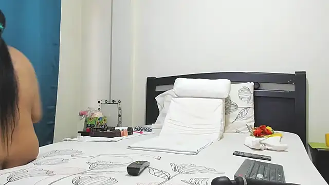 mara2020 69 online show from 10-16-25, 02:51