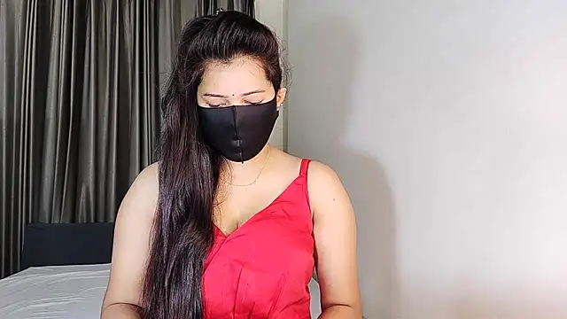Snapshot of YourLovelyQueen chatting on 12-22-24, 04:39 YourLovelyQueen online show from 12-22-24, 04:39