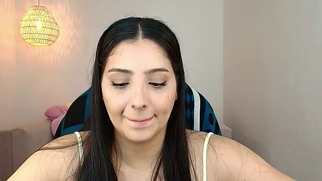 Snapshot of YummyAnna_ chatting on 02-18-26, 08:16 YummyAnna online show from 02-18-26, 08:16