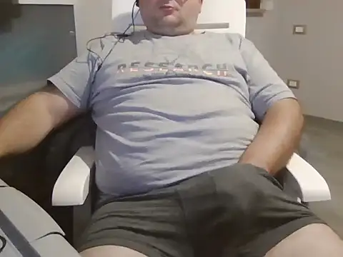 iron boy80 online show from 10-20-25, 09:26