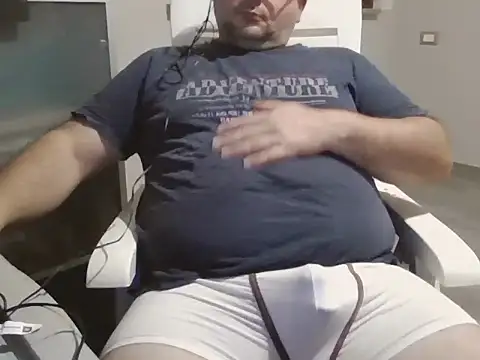 iron boy80 online show from 10-24-25, 01:07