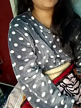 Snapshot of Sweet-Berry chatting on 02-12-25, 06:51 Sweet-Berry online show from 02-12-25, 06:51