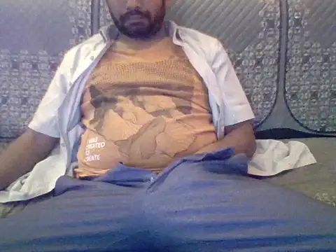 Snapshot of redvelvet_4 chatting on 02-06-25, 02:15 redvelvet 4 online show from 02-06-25, 02:15