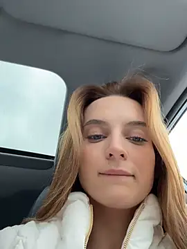 Snapshot of -AngelAri- chatting on 03-20-25, 12:11 -AngelAri- online show from 03-20-25, 12:11