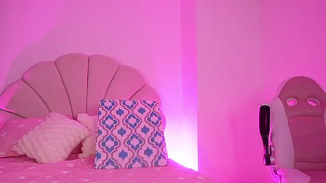 mssburbuja online show from 10-28-25, 03:21